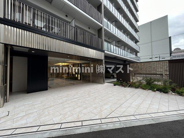 スプランディッド中之島DUEのエントランス