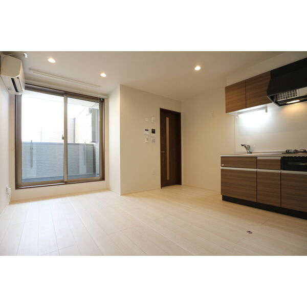 R-Smart大曽根　名古屋市賃貸　仲介手数料無料の居間・リビング