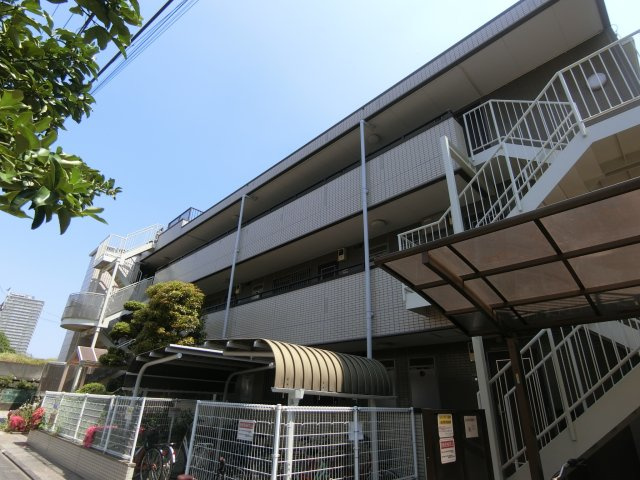 リバーサイド多摩の外観