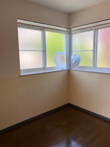 パレス赤坂の洋室|広々とした洋室です