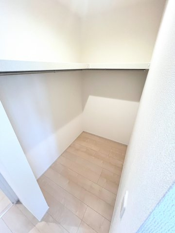 武蔵村山市大南　全1棟　新築戸建ての収納