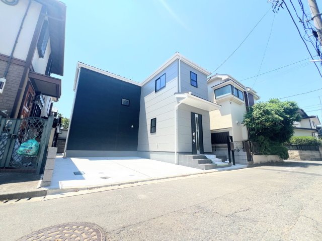 武蔵村山市大南　全1棟　新築戸建ての外観