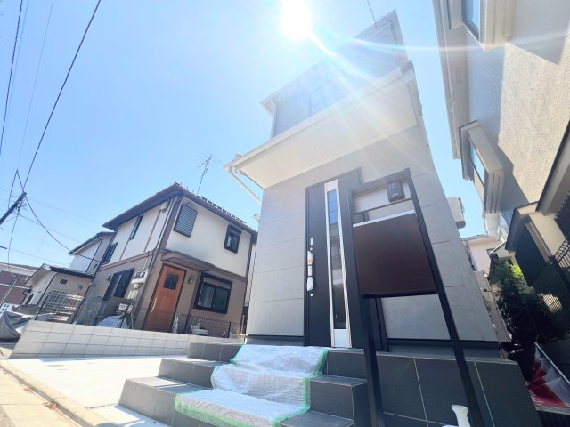 武蔵村山市大南　全1棟　新築戸建ての外観
