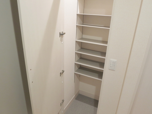 エテルナ瑞江の収納|いろいろな靴が収納できます！