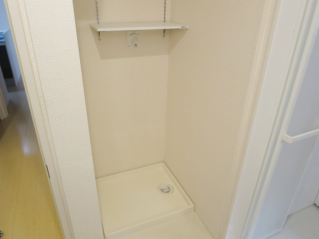 エテルナ瑞江の設備|室内洗濯機置き場です！