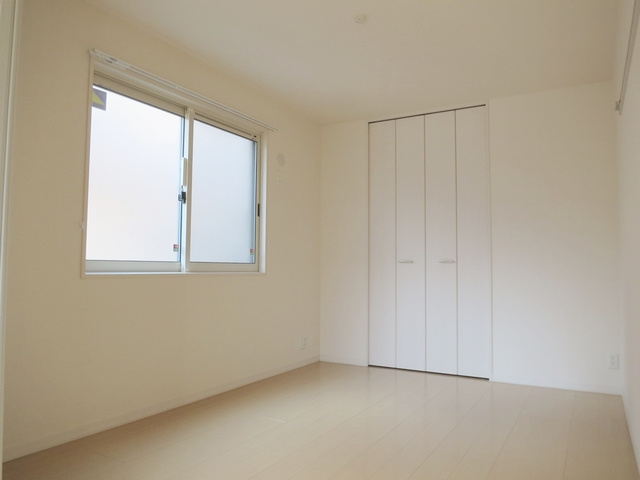 エテルナ瑞江の寝室|落ち着くお部屋ですね♪