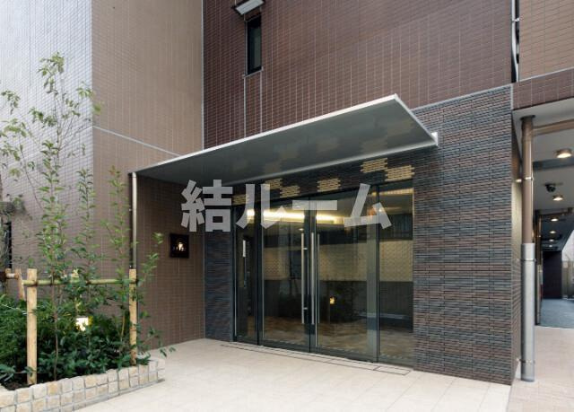 豊島区西巣鴨３丁目の賃貸マンションのエントランス
