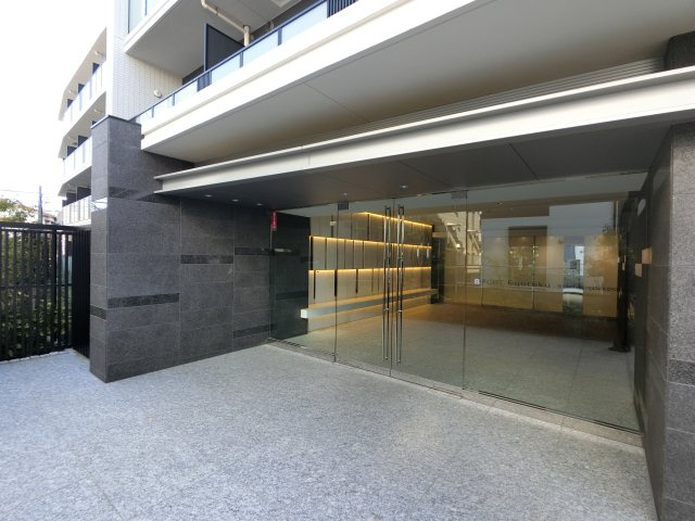 S-FORT行徳のエントランス