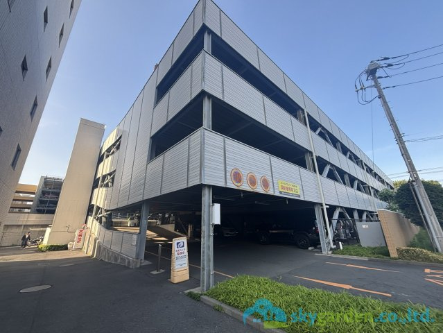 オーベルグランディオ湘南平塚の駐車場