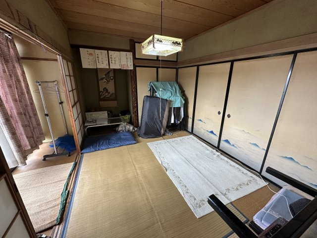 【北杜市明野町上手】日当たりと眺望が良い民家の和室