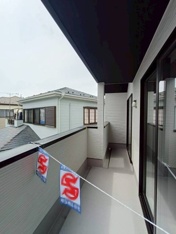 北葛飾郡松伏町　田中3丁目　新築戸建　全2棟のバルコニー|施工例です