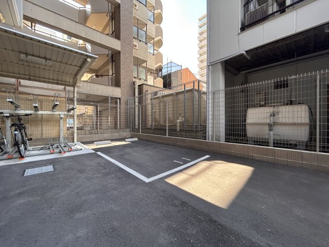 【駐車場】レオンコンフォート神戸駅前
