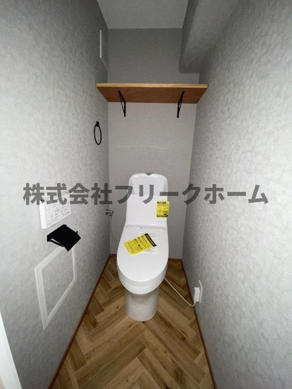 武蔵野市吉祥寺北町３丁目の賃貸マンションのトイレ