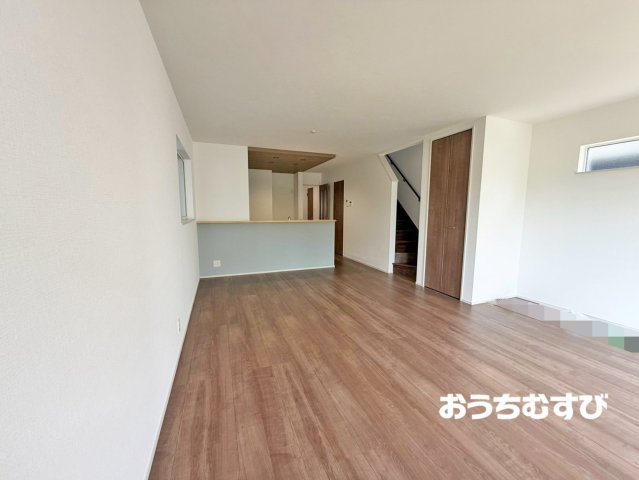 春日井市林島町第2(全4棟)の居間・リビング