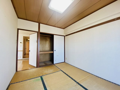 【和室】 | エンゼルハイム戸塚５０５号室 | 陽当たり・風通し・眺望の良い居室です。日中は電気いらずで明るく過ごせます。
