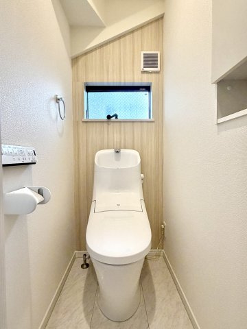 ＜LIBERi リーベリー＞新宿区山吹町　神楽坂生活エリア　中古戸建のトイレ
