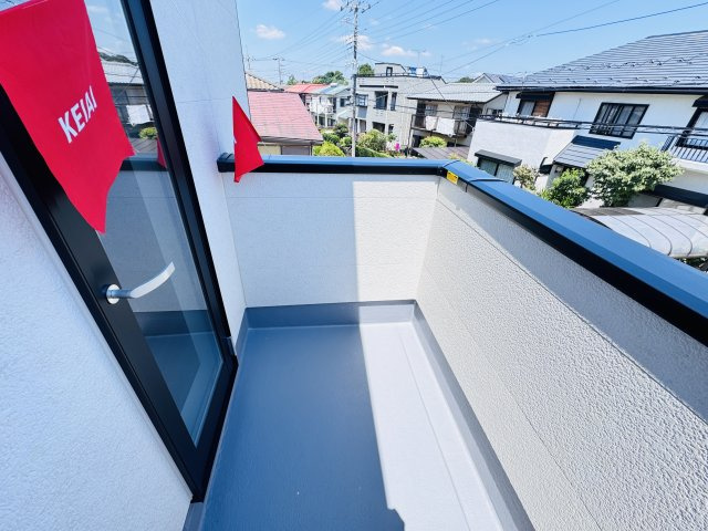 柏市布施新町４丁目新築戸建【富勢東小学校:10分】のバルコニー|5.2帖洋室前バルコニー