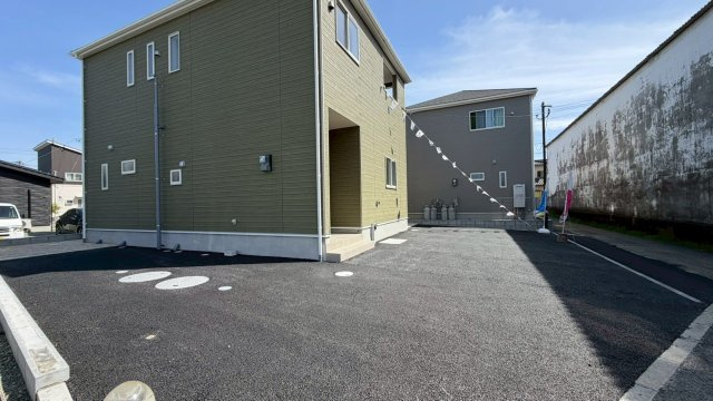 アーネストワン　久留米市三瀦町玉満第８（２期）の駐車場