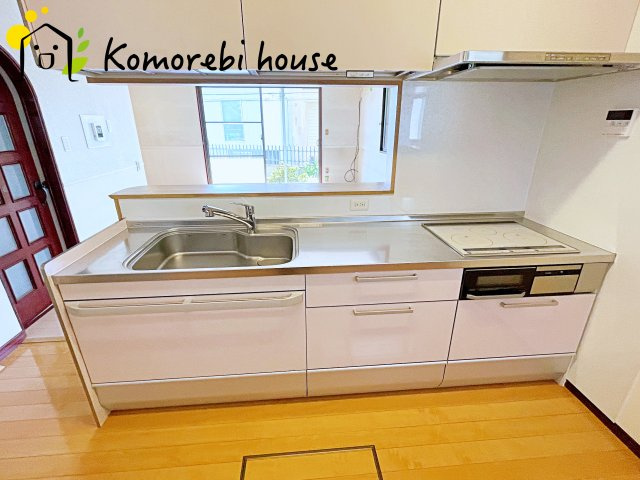 さいたま市見沼区御蔵　中古戸建のキッチン|使いやすいキッチンです