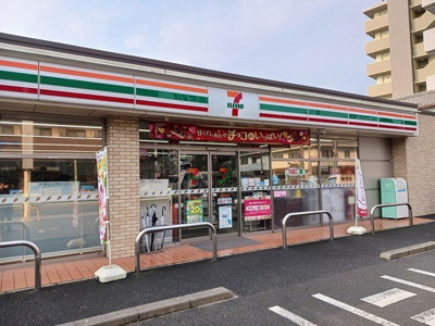 【周辺】 | ココ　クレメント　２ | セブンイレブン　亀岡駅前店まで706m