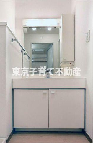 文京グリーンコートビュータワー本駒込 B棟の洗面所