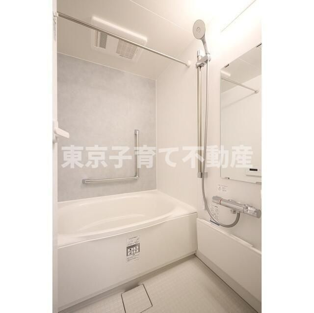 文京グリーンコートビュータワー本駒込 B棟の浴室