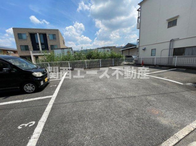 【駐車場】 | シャン・ド・フルール