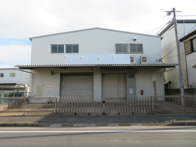 蕨市南町４丁目の倉庫