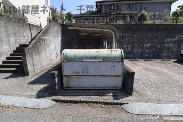 ガーデンハウスのその他共用部分|ゴミストッカー