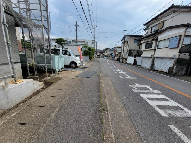 【LIGARE】宇都宮市双葉 第5期 全2棟の前面道路含む現地写真|〇只今建築中〇
建築中の工程を確認できるのがは今ならではのメリットです。
周辺環境を含め、今からチェックがおすすめです。
先ずはお気軽にお問合せください！
※2026年5月撮影