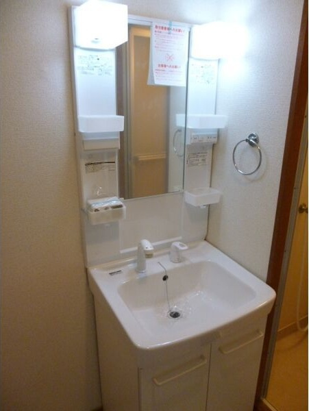川口ビルの洗面所