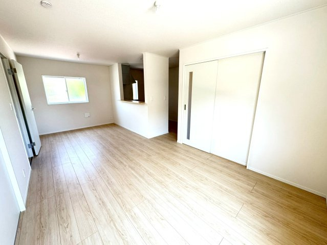 新築戸建　沼津市西間門第９　全１棟の居間・リビング