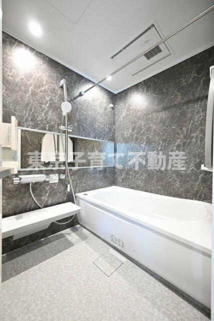 フォレストヒルズ小日向の浴室