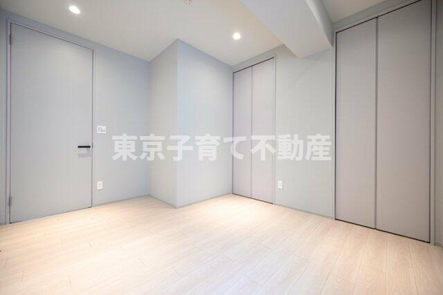 フォレストヒルズ小日向の洋室
