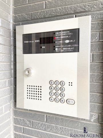 ドミール　マルシェのエントランス
