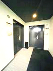 ＥＱＵＵＳ心斎橋の内装