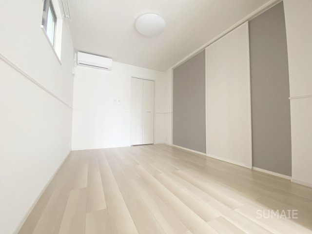 ヒカルサ大宮三橋の寝室|シンプルな内装です！