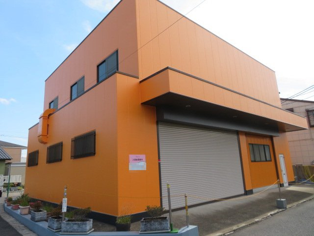 草加市西町の倉庫