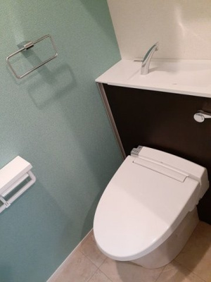 【トイレ】 | ルミネスⅢ | 落ち着いた色調のトイレです
