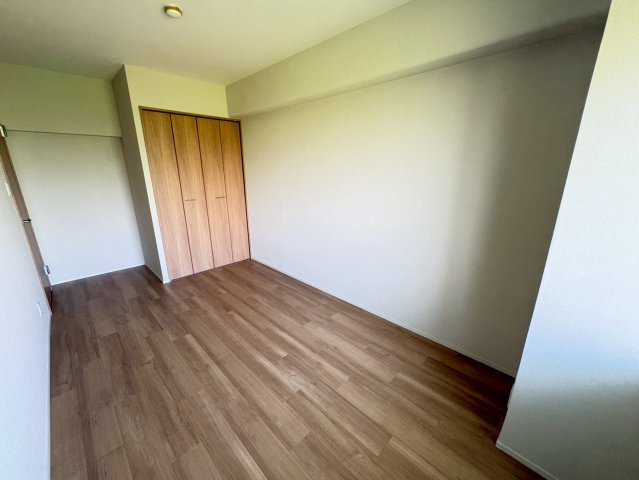 舞子台グリーンマンションの洋室|使い勝手のいい寝室です！