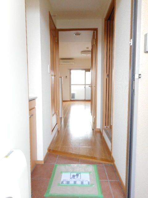 相模原市中央区東淵野辺３丁目の賃貸マンションの玄関