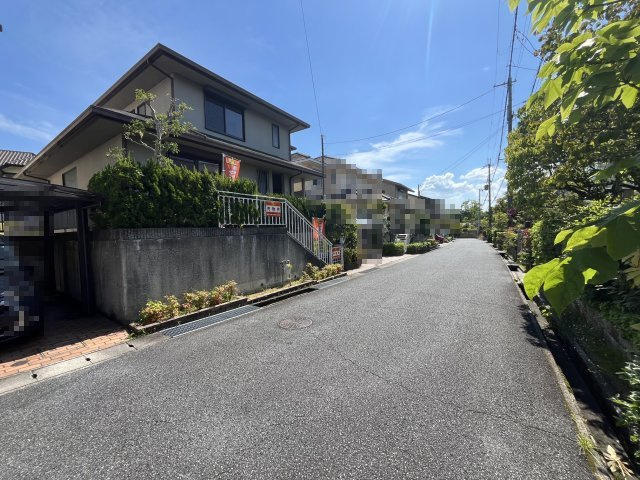 【前面道路含む現地写真】の画像