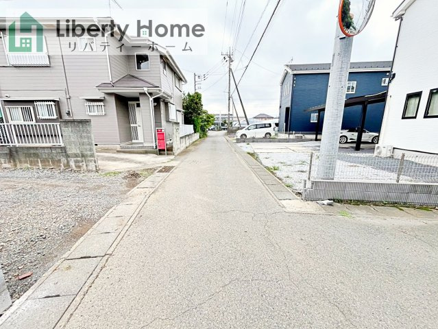 古河市大山第8　新築戸建　1号棟の前面道路含む現地写真