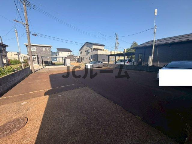 ステージアの駐車場