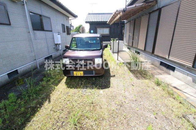 鮫島貸家の駐車場|駐車場です
