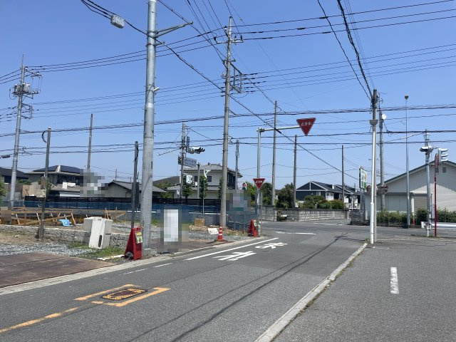 【前面道路含む現地写真】 | 熊谷市柿沼第2期　ワイウッドコート　新築戸建　全3区画　2号棟 | 5/15撮影