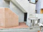 アート・フル西荻窪のエントランス