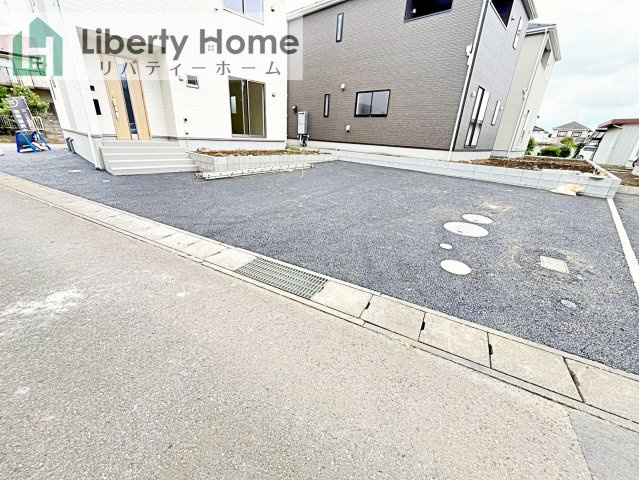 古河市大山第8　新築戸建　3号棟の駐車場
