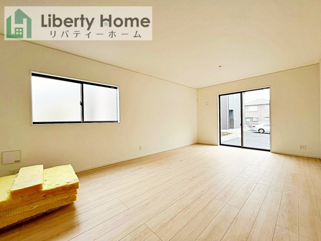 古河市大山第8　新築戸建　3号棟の居間・リビング