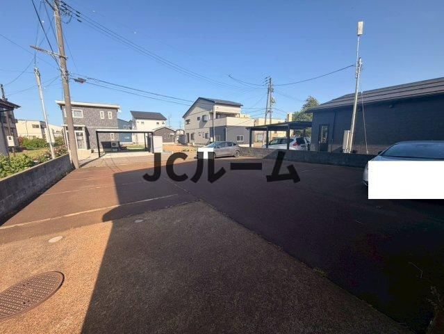 ステージアの駐車場